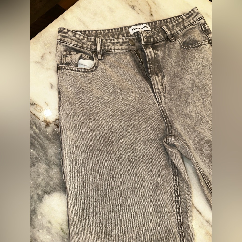 EUC Ashley Mason Size 27 or 5 Gray Jeans with Pink Bow Accents Ankle Crop‎ Pant - Picture 4 of 14